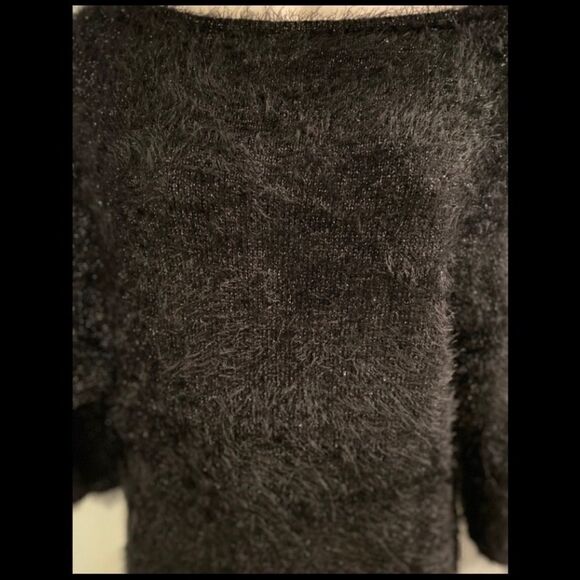 BEBE FUZZY METALLIC SOFT OVERSIZED SWEATER S - Picture 7 of 11